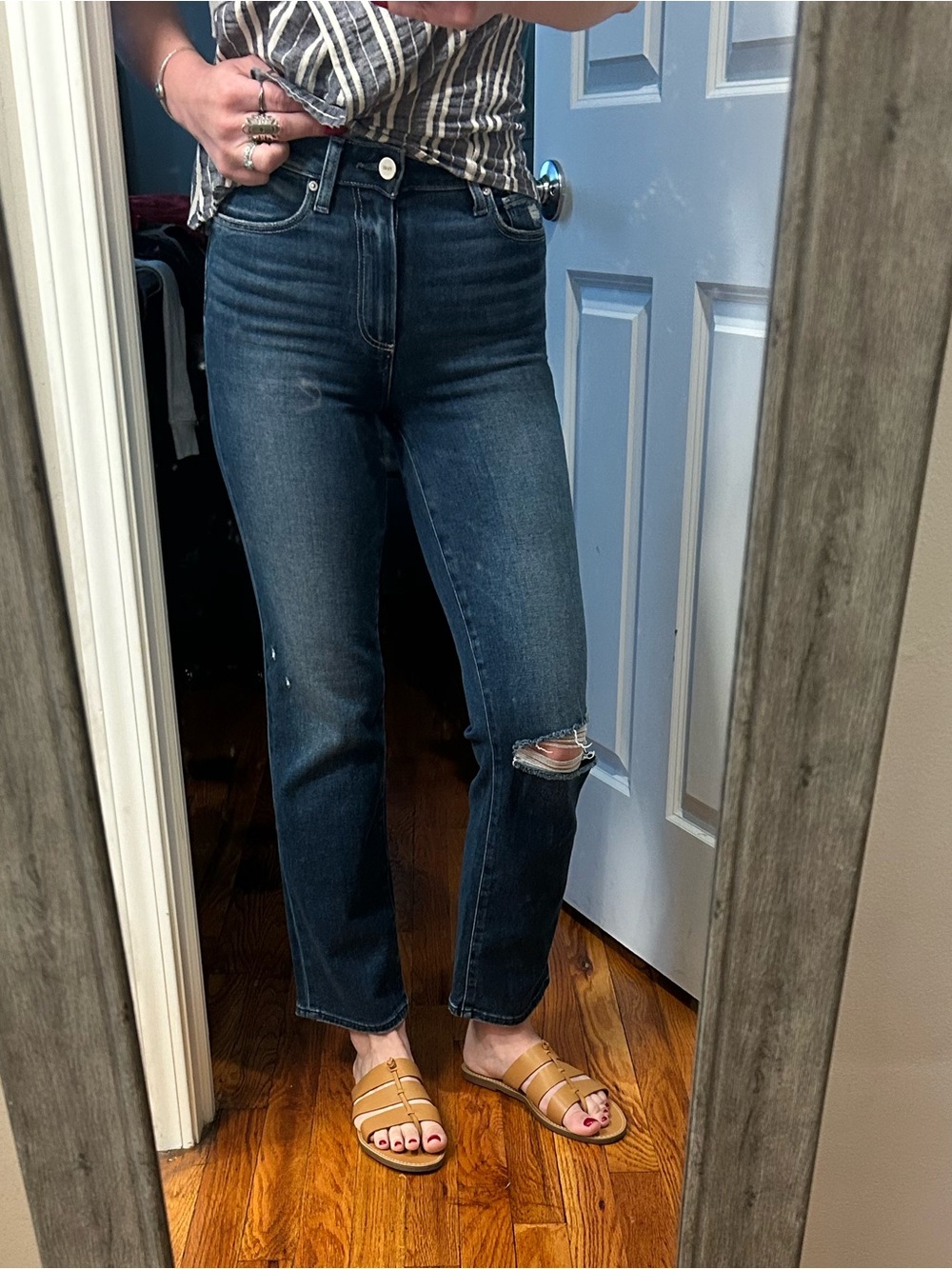 Like New PAIGE Atley Ankle Flare Cropped High Rise Stretch Jeans - Picture 11 of 16